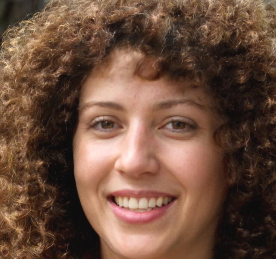 Prof. Elena Schmidt - Investmentstrategin
